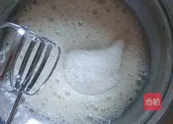 Illustration of how to make chiffon cake 2