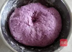 Illustration of how to make purple sweet potato buns 7