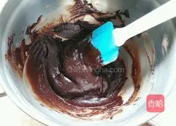 Cocoa Chiffon Cake Recipe Illustration 7