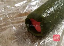 Illustration of how to make red core kiwi cookies 4