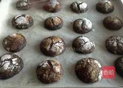 Cracked Chocolate Cookies Recipe Illustration 13