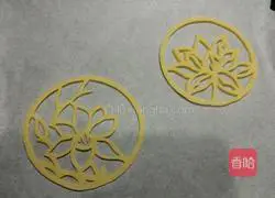 Illustration of how to make pattern biscuits 6
