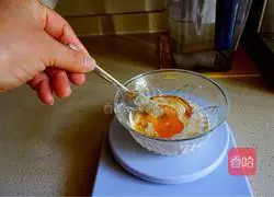 Illustration of how to make Halloween finger cookies 7