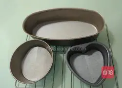 Chocolate Sponge Cake Recipe Illustration 3