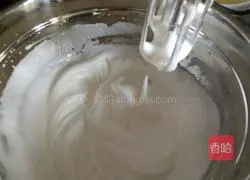 Illustration of how to make chiffon cup cake 7