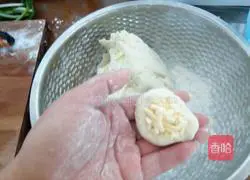 Cheese potato balls Illustration of how to do it 7