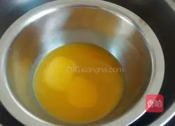 Illustration of making plum blossom biscuits 2