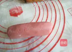 Illustration of how to make watermelon biscuits 8