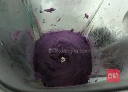 Illustration of how to make purple sweet potato filling 2
