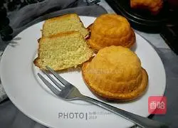 Illustration of how to make water-free and oil-free soft cakes 12