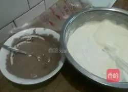 Illustration of how to make hollow latte art chiffon cake 14