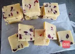 Cranberry Cookie Recipe Illustration 13