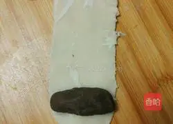 Thousand Layers Illustration of how to make crispy bean paste rolls 14