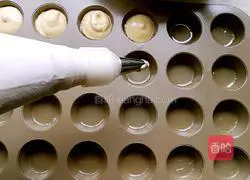 Illustration of how to make crispy cakes 7