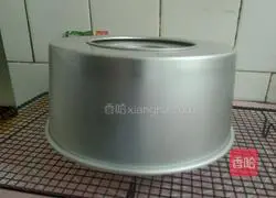 Chocolate Hollow Chiffon Cake Recipe Illustration 10