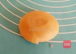 Illustration of how to make taro pie 11