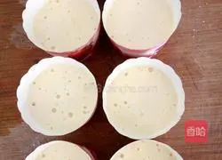 Illustration of how to make cupcakes 6