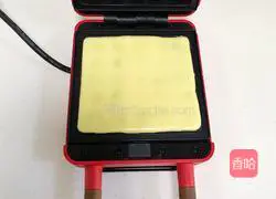 Strawberry Cream Waffle Recipe Illustration 8