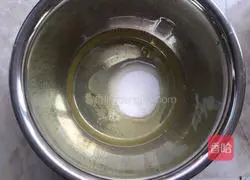 Cocoa Cup Cake (Raspberry Yoghurt Filling) Recipe Illustration 4