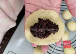 Illustration of how to make purple rice waffles 7