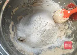 Illustration of how to make creamy coconut cake 6