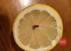 Illustration of how to make cup raisin cake 8