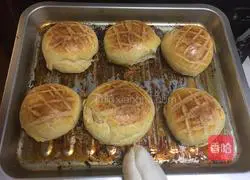 Hong Kong-style pineapple buns Practice illustration 8