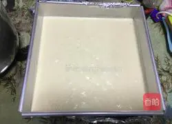 Illustration of how to make yogurt cheese 15