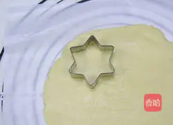 Illustration of how to make crystal clear glass biscuits 5