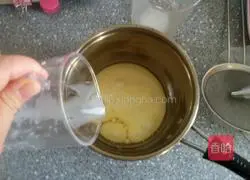 Illustration of how to make crispy puffs 2