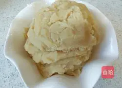 Illustration of how to make white bean paste stuffing 11