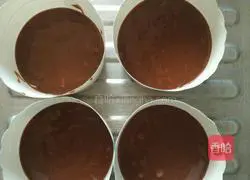 Brownie Cup Cake (Chocolate Sauce Version) Recipe Illustration 10