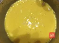 Illustration of how to make three-color baked egg pie 6