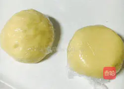 Illustration of how to make nut-bearing biscuits 6