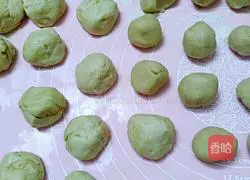 Purple Illustration of how to make potato cake 7