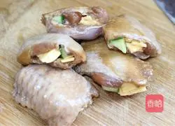 Cheese Chicken Wings Recipe Illustration 4