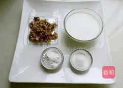 Illustration of how to make thick and smooth walnut dew 1