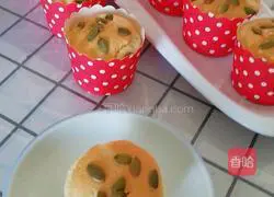 Illustration of how to make meat floss cake 16