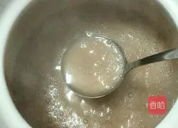 Illustration of how to make red dates and walnut dew 6