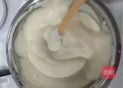 Illustration of how to make chiffon cake 11