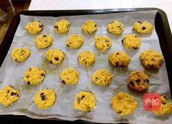 M Bean Rainbow Cookie Recipe Illustration 7