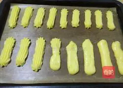 Illustration of how to make lightning puffs 12