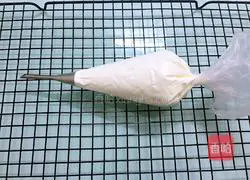 Cream Puffs Illustration of how to do it 16