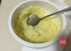 Illustration of how to make cheese rice balls 1