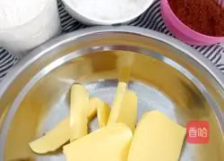 Illustration of how to make plaid biscuits 1