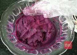 Purple Sweet Potato Cake Recipe Illustration 2