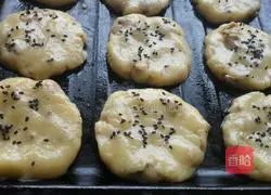 Illustration of how to make walnut cake 6