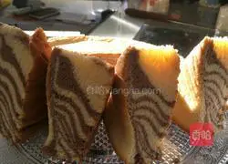 Zebra pattern two-color chiffon cake recipe 20