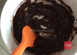 Illustration of how to make chocolate chip cookie mousse 4