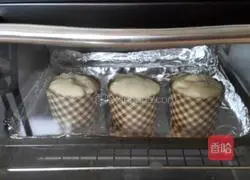 Illustration of how to make traditional muffin cake cup cake 4